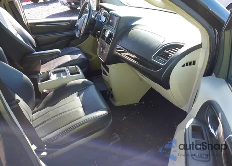 2014 Chrysler Town & Country Touring z USA, uszkodzony, nr VIN 2C4RC1BG8ER295845